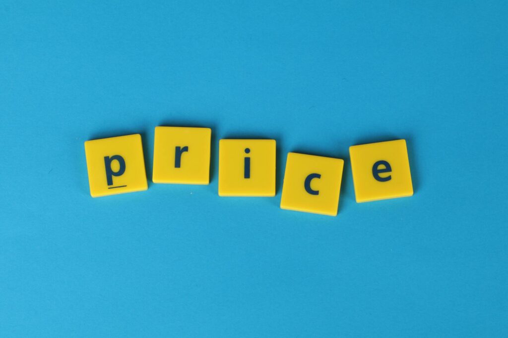 Pricing psychology strategies showing how small brands attract and win premium buyers
